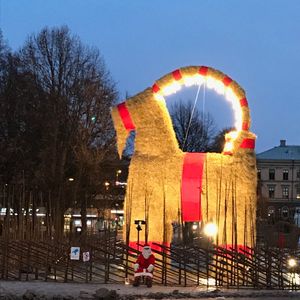 Santa guards the Gavle Goat